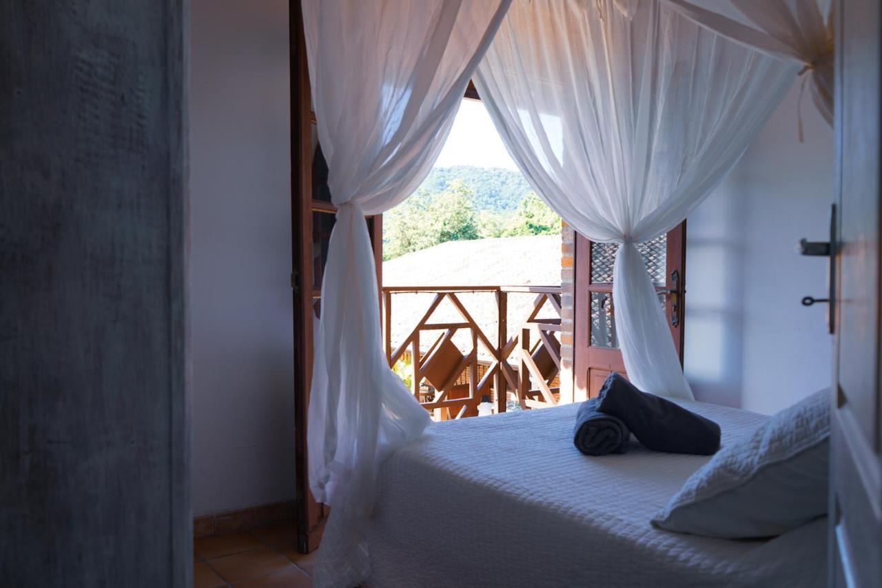 Domaine Du Chateau เลส์ทรัวส์-ซีเลต์ ภายนอก รูปภาพ