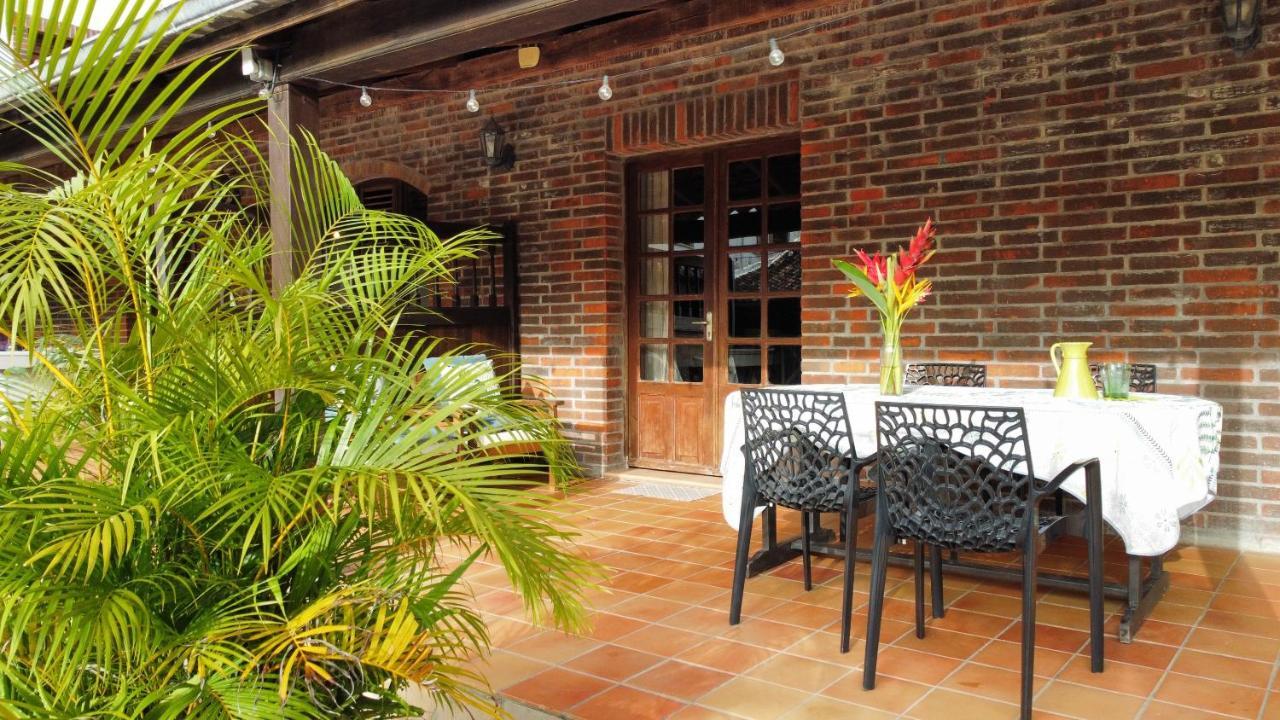 Domaine Du Chateau เลส์ทรัวส์-ซีเลต์ ภายนอก รูปภาพ