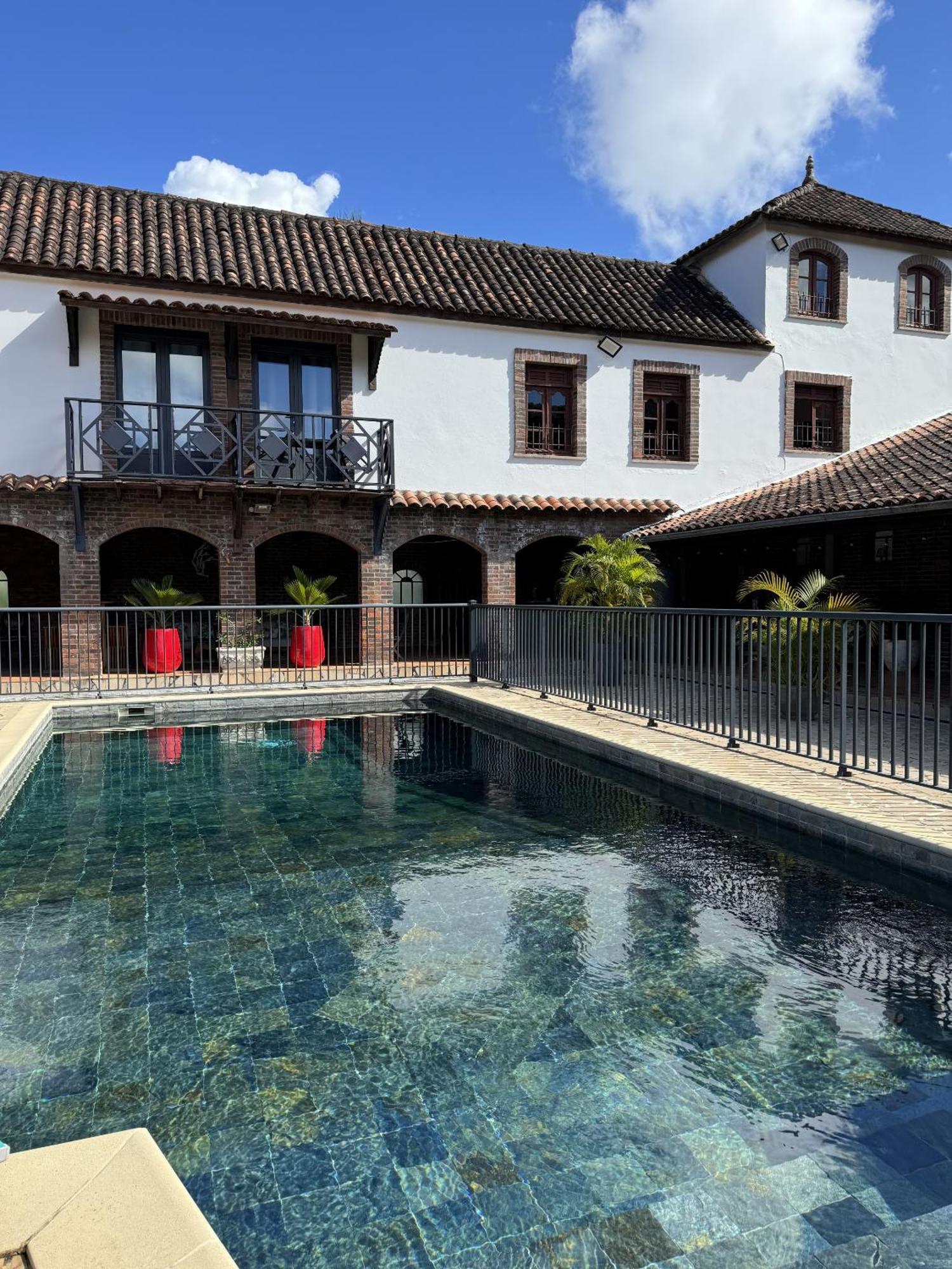 Domaine Du Chateau เลส์ทรัวส์-ซีเลต์ ภายนอก รูปภาพ